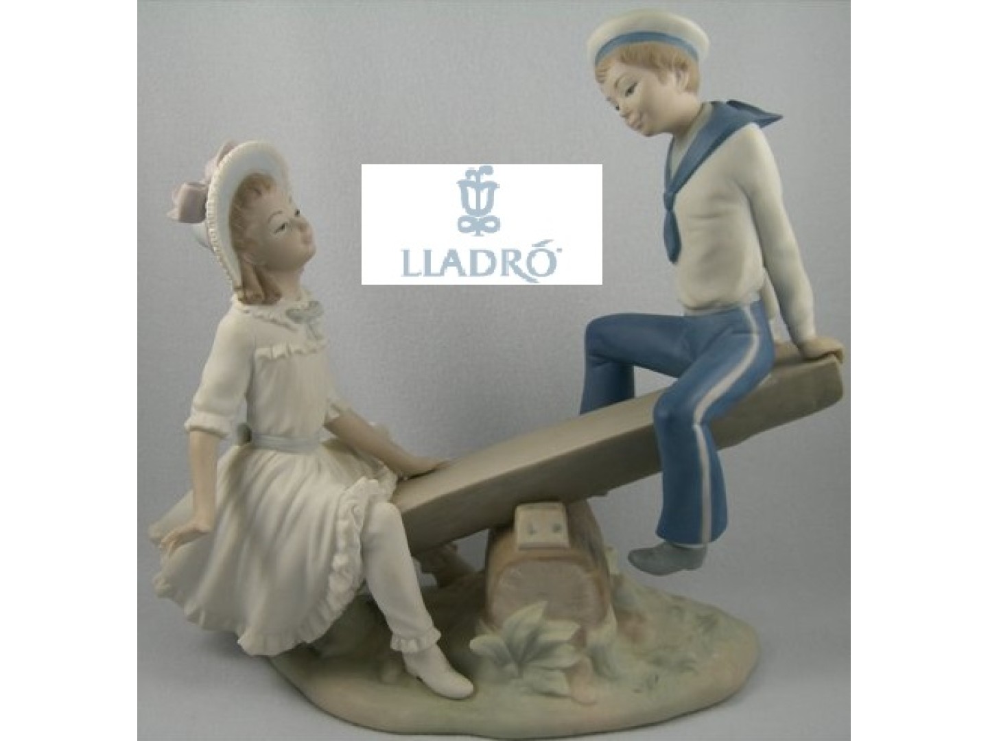 https://www.woolvey.com/image/cache/catalog/lladro_history-1440x1080.jpg